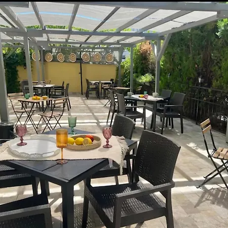 Pensión беглик таш 3 3*