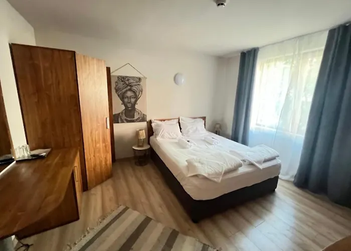 Pensión беглик таш 3 3*