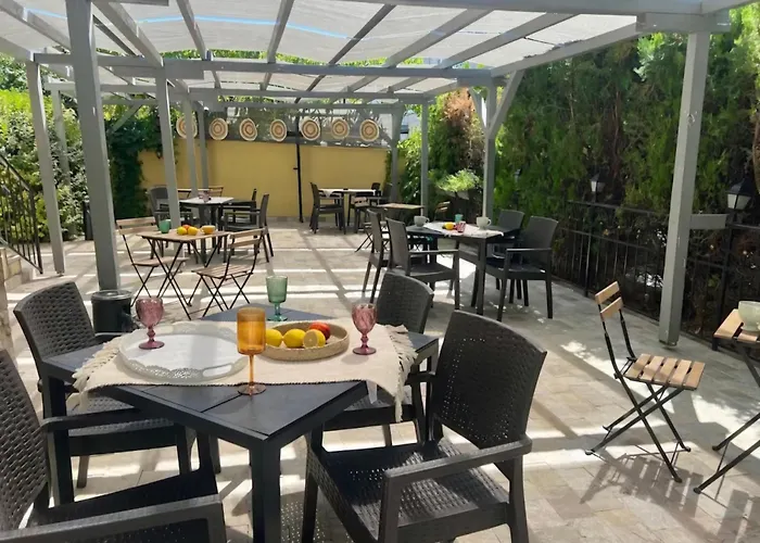 Pensión беглик таш 3 3*